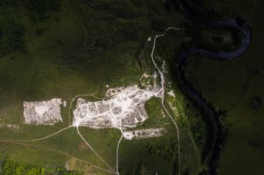 Ukrayna 'daki tebeşir ocağının yüksekliğinden bak..