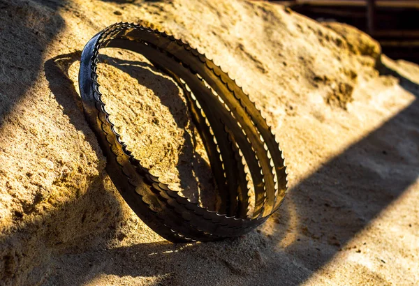 bant testere, kereste işleme ve kesim için kullanılır..