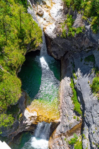 Vista Dall Alto Fiume Montagna Con Cascata — Foto Stock