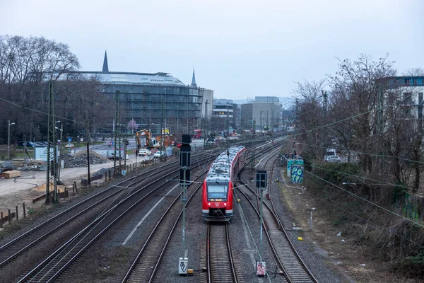 Bonn Nrw Germania 2021 Treno Rosso Diretto Alla Stazione Centrale — Foto Stock