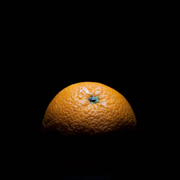 Close Orange Fruit Light Black Background — Stock Photo, Image