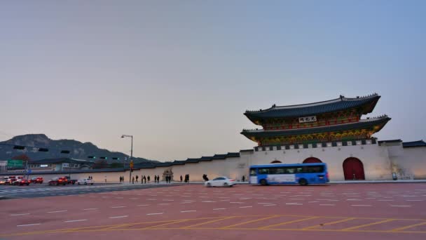 Seoul Güney Kore Aralik 2018 Gyeongbokgung Sarayı Güney Kore Trafiği — Stok video
