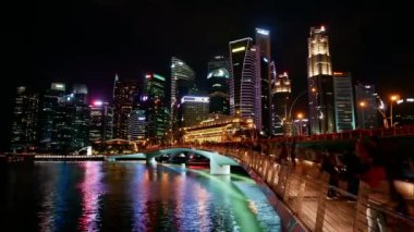 Singapur - 16 Ocak 2019: Güzel Zaman atlaması Singapur şehrinin ufuk çizgisi