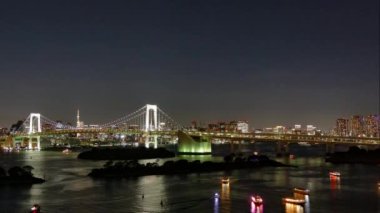 Japonya 'da Gökkuşağı Köprüsü ve Tokyo Kulesi 4k Timelapse