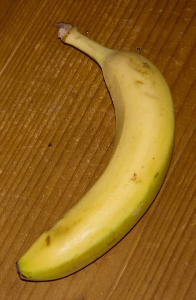 Fruit Single Banana Isolated Wooden Board — стоковое фото