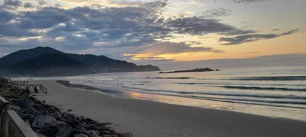 海の上の美しい夕日 — ストック写真