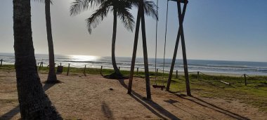 Güzel deniz manzarası ve kumsal.