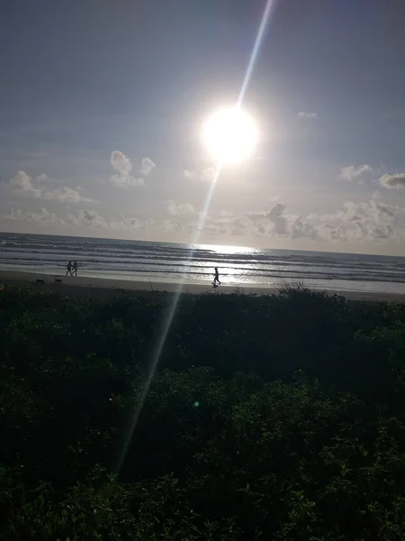 Vue Sur Plage Avec Soleil Océan Mer — Photo