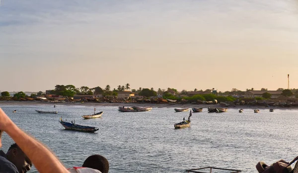 Fisher Boats Floating African Coastline — Stock Photo, Image