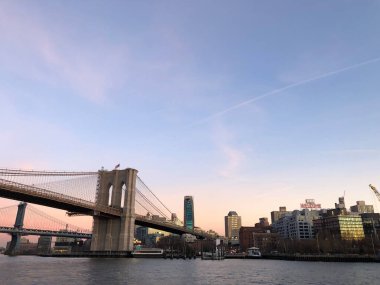 Brooklyn dünyayı karşılıyor