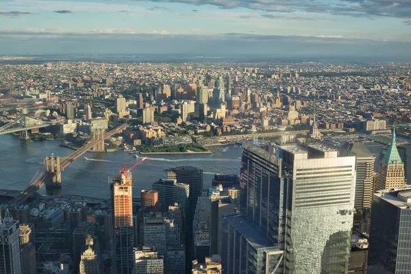 Aşağı Manhattan ve Brooklyn 'de yüksek açı