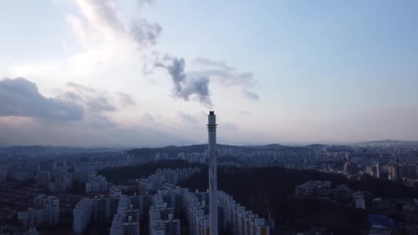 Rura Roślinna Zanieczyszcza Atmosferę Zanieczyszczenia Przemysłowe Gazy Spalinowe Komina Strefa — Wideo stockowe