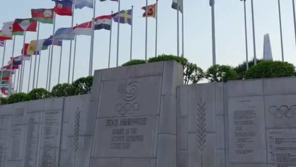 Szöul Dél Korea 2022 Május 60Fps Zászlók Lobogása Szélben Olimpiai — Stock videók