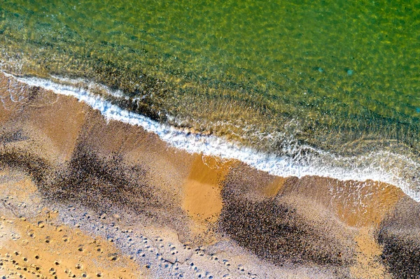 Letecký Pohled Shora Dronu Pobřeží Vlnami — Stock fotografie