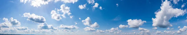Panoramic View Blue Sky Fluffy Clouds — Stock Photo, Image