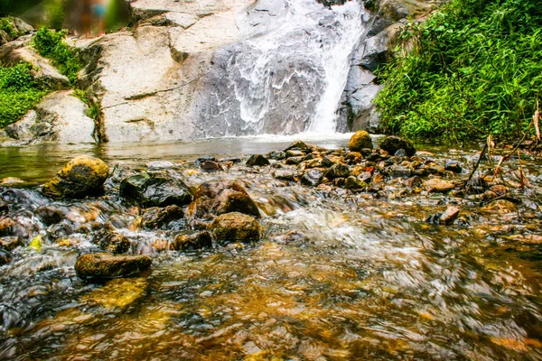 Cachoeira Bela Natureza Norte Tailândia Viagens — Fotografia de Stock