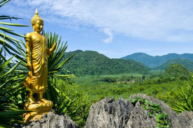  Güney Tayland 'da güzel doğa dağ doğası