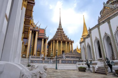 Wat Phra Kaew, Zümrüt Buda Tapınağı Phra Kaew Bangkok 'un en ünlü turistik alanlarından biridir, 1782 yılında inşa edilmiştir (Bangkok, Tayland)