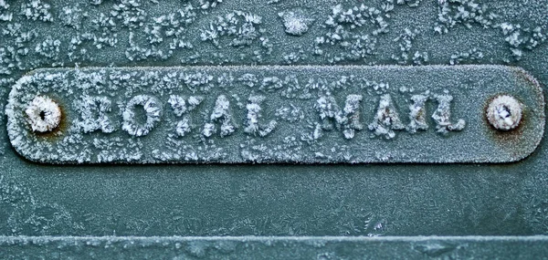 Frosted Royal Mail Sign Inverno Imagem De Stock