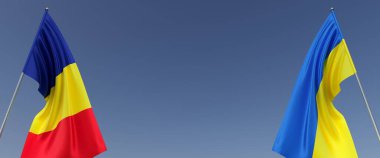 Bayrak direğinde Ukrayna ve Romanya bayrakları. Mavi arka planda bayraklar. Mesaj için yer. Bağımsız Ukrayna. Romanya 'nın devlet sembolleri. Avrupa ülkesi. 3B illüstrasyon.