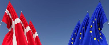 Kenarlarında bayrak direkleri olan AB ve Danimarka bayrakları. Mavi arka planda bayraklar. Mesaj için yer. Avrupa Birliği. Danimarka bayrağı. Kopenhag 'da. Bağımsız Devletler. 3B illüstrasyon.