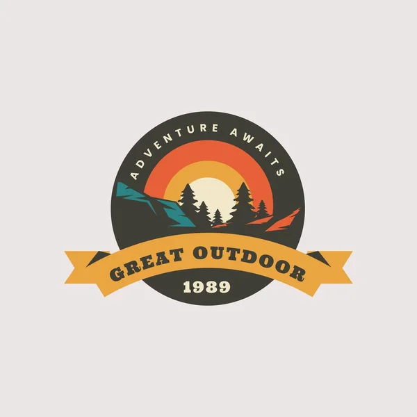 Camping Climbing Themed Vector Design Suitable Company Logos Field Nature — стоковый вектор