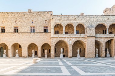 eski şehir, Rodos, Yunanistan'ın Ortaçağ kalesinde.