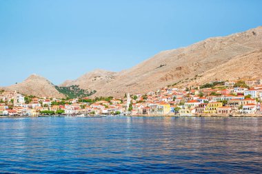 Yunanistan 'ın Dodecanese ada zincirinin bir parçası olan Rodos yakınlarındaki Halki Adası.