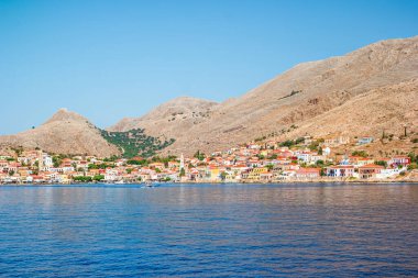 Yunanistan 'ın Dodecanese ada zincirinin bir parçası olan Rodos yakınlarındaki Halki Adası.