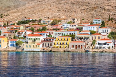 Yunanistan 'ın Dodecanese ada zincirinin bir parçası olan Rodos yakınlarındaki Halki Adası.