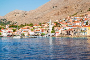 Yunanistan 'ın Dodecanese ada zincirinin bir parçası olan Rodos yakınlarındaki Halki Adası.