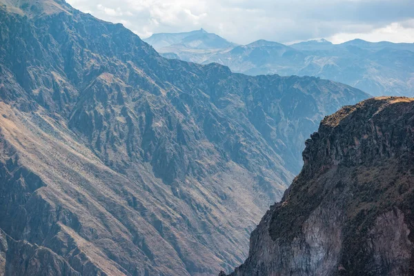 Peru 'daki dünyanın en derin kanyonu..