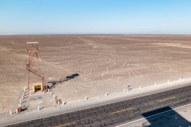 Nazca Çizgileri - Güney Peru 'daki Nazca Çölü topraklarında üretilen çok büyük geoglifler grubu.