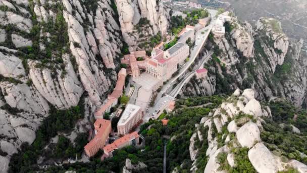 Πυροβολισμός Από Όρος Μονσεράτ Κηφήνας Άποψη Του Διάσημου Μοναστήρι Montserrat — Αρχείο Βίντεο