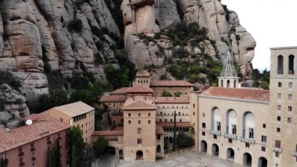 Drone Shot Mount Montserrat Drone View Famous Montserrat Monastery Mountain — стоковое видео