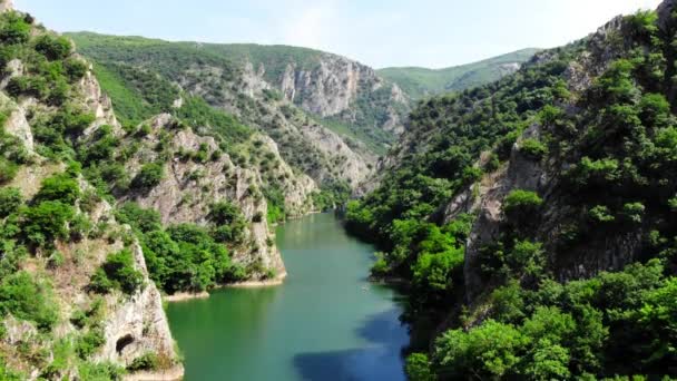 Drone View Matka Canyon Drone Shot Lake Canyon North Macedonia — Vídeo de Stock