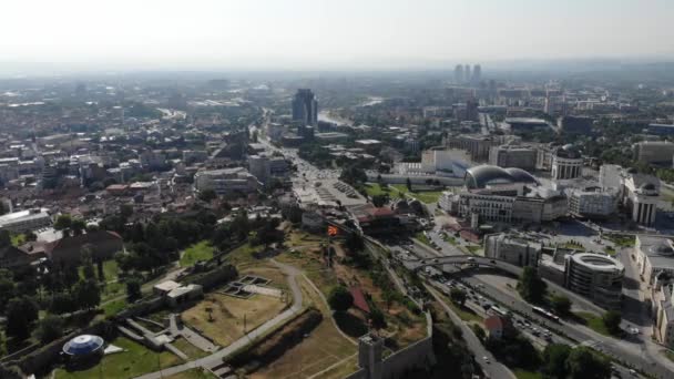 Panoramautsikt Över Staden Skopje Norra Makedonien Utsikt Över Stenbron Över — Stockvideo