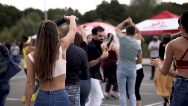 Flashmob Dancing Girls Dance Bachata Choreography Latin American Dance Master — Vídeos de Stock