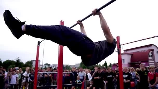 Workout Sports Competitions Innorthern Europe Young Athletes Show Acrobatic Stunts — Vídeo de stock