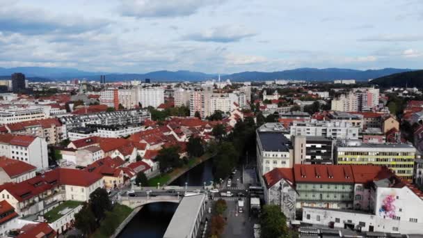 Puente Del Dragón Liubliana Drone Disparo Ciudad Liubliana Capital Eslovenia — Vídeos de Stock