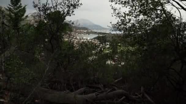 Senderismo Las Montañas Vista Desde Las Montañas Sutomore Montenegro Vista — Vídeos de Stock