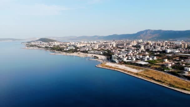 Hırvatistan Dalmaçya Tatil Beldesindeki Split Kentinin Insansız Hava Aracı Görüntüsü — Stok video