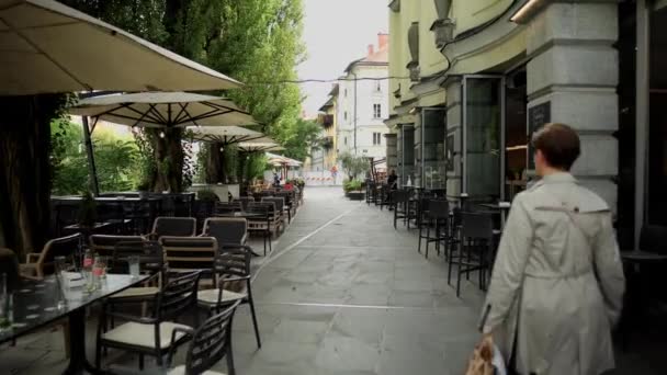 Rio Sinuoso Liubliana Longo Qual Cafés Livre Estão Localizados Liubliana — Vídeo de Stock