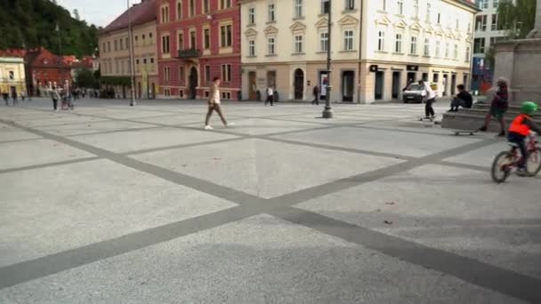 Plac Lublanie Stolica Największe Miasto Słowenii Popularne Miejsce Wypoczynku Lublanie — Wideo stockowe