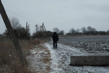 Hostroluchchya, Ukrayna: 7 Mart 2022: Ukrayna köyündeki bölge savunma savaşçıları