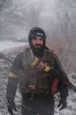 Hostroluchchya, Ukrayna: 8 Mart 2022: Ukrayna toprak savunma savaşçısı