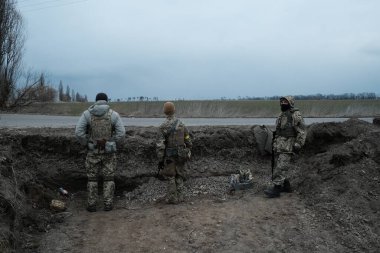 Hostroluchchya, Ukrayna: 8 Mart 2022: Ukrayna toprak savunma savaşçıları 