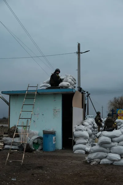 Hostroluchchya Ukraina Maret 2022 Pos Pemeriksaan Mandiri Desa — Foto Stok Gratis