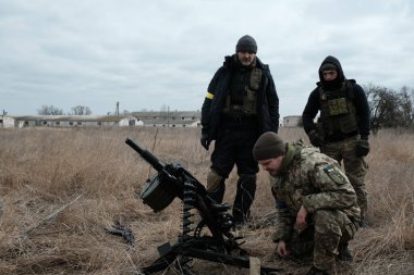 Hostroluchchya, Ukrayna: 8 Mart 2022: Ukrayna savunma ülkesi ve silah askeri güçleri