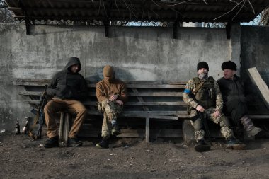 Hostroluchchya, Ukrayna: 13 Mart 2022: Ukrayna toprak savunma savaşçıları